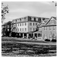 Hotel (center)